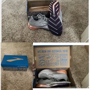 Brooks Levitate 3 Womens 8